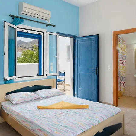 Ninemia Serifos 2 * Livadi (Serifos)